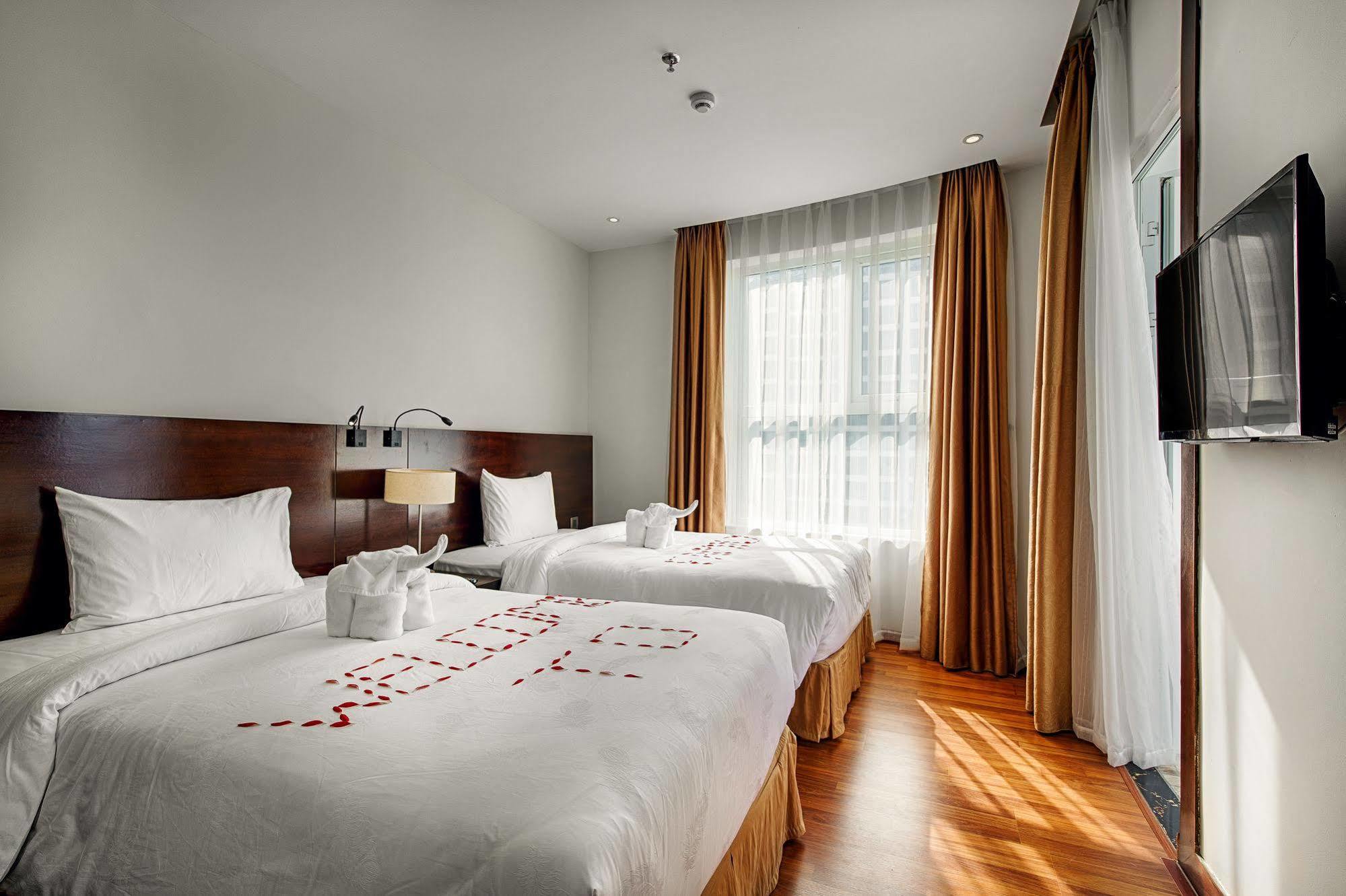 Sofia Suite Hotel Danang Exterior foto